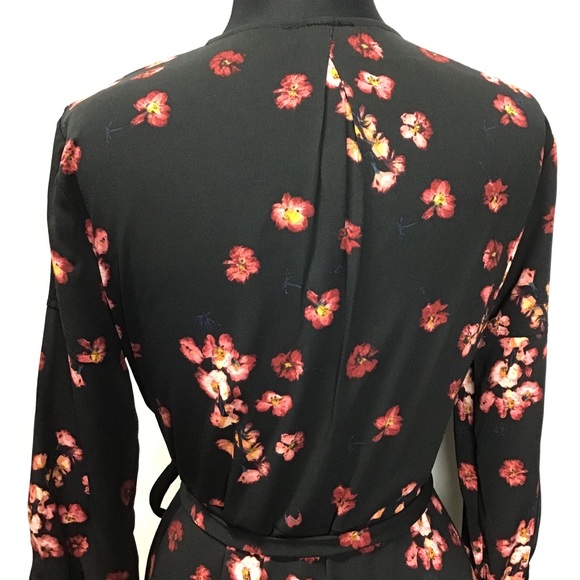 Long Sleeved Floral Dress - Picture 7 of 11